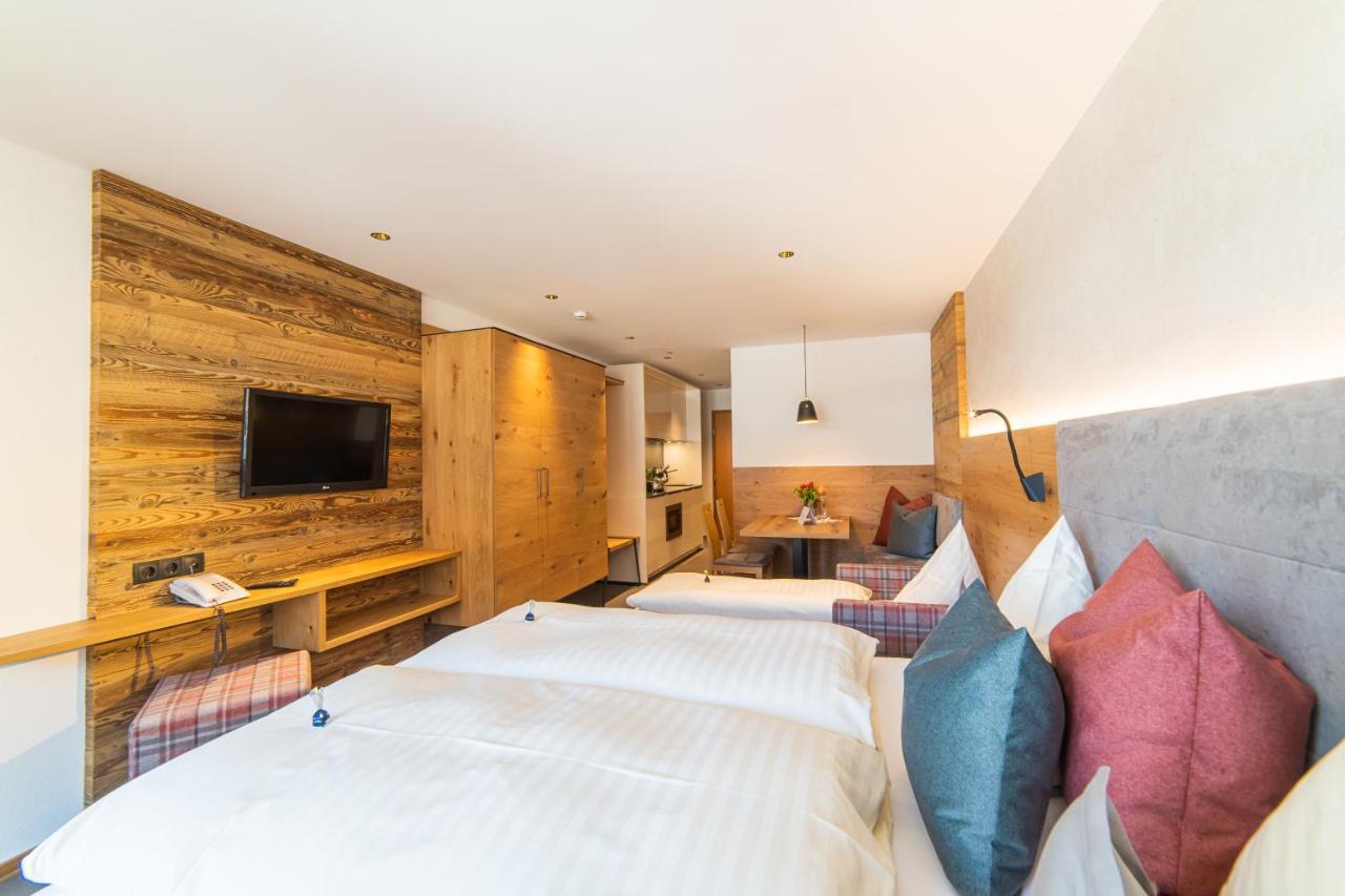 Aparthotel Hochland Gmbh Nauders Eksteriør bilde