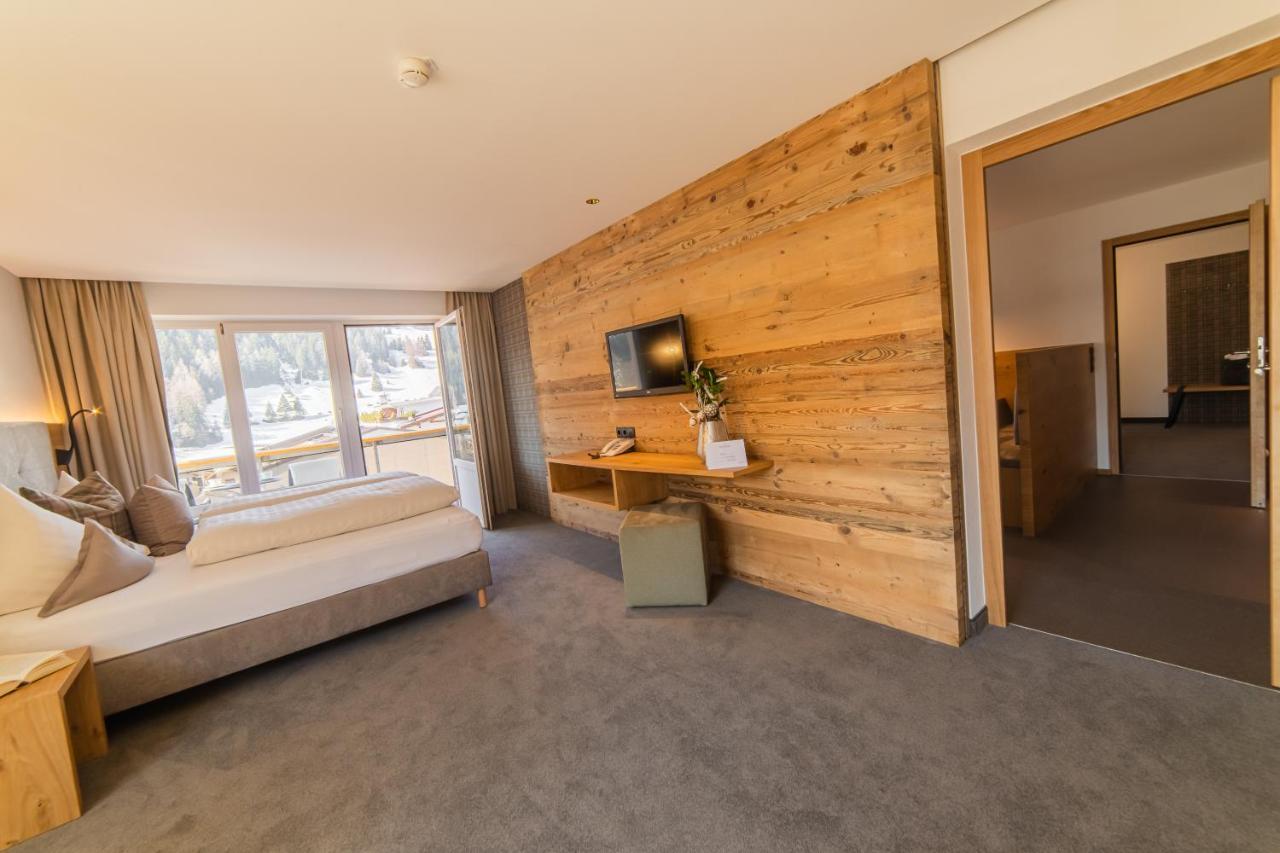 Aparthotel Hochland Gmbh Nauders Eksteriør bilde