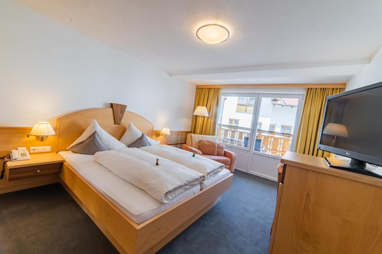 Aparthotel Hochland Gmbh Nauders Eksteriør bilde