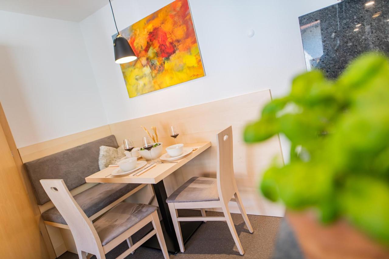 Aparthotel Hochland Gmbh Nauders Eksteriør bilde